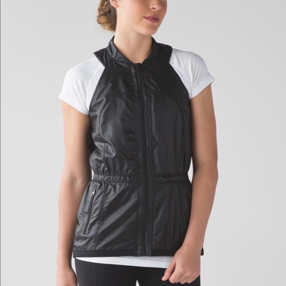 Authentic Lululemon Run With The Sun Vest Black 8